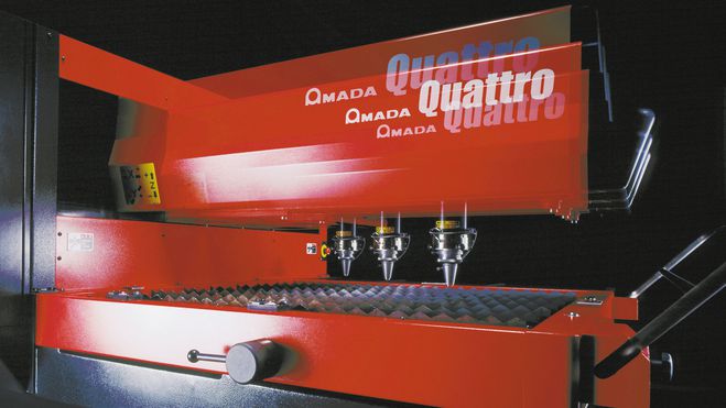 Лазерная резка машина AMADA QUATTRO